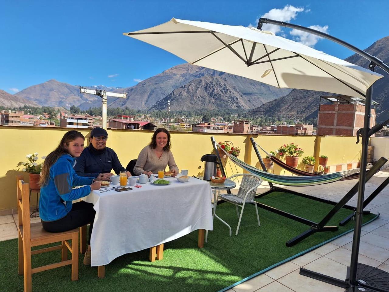 אורובמבה Chaska Valle Inn מראה חיצוני תמונה