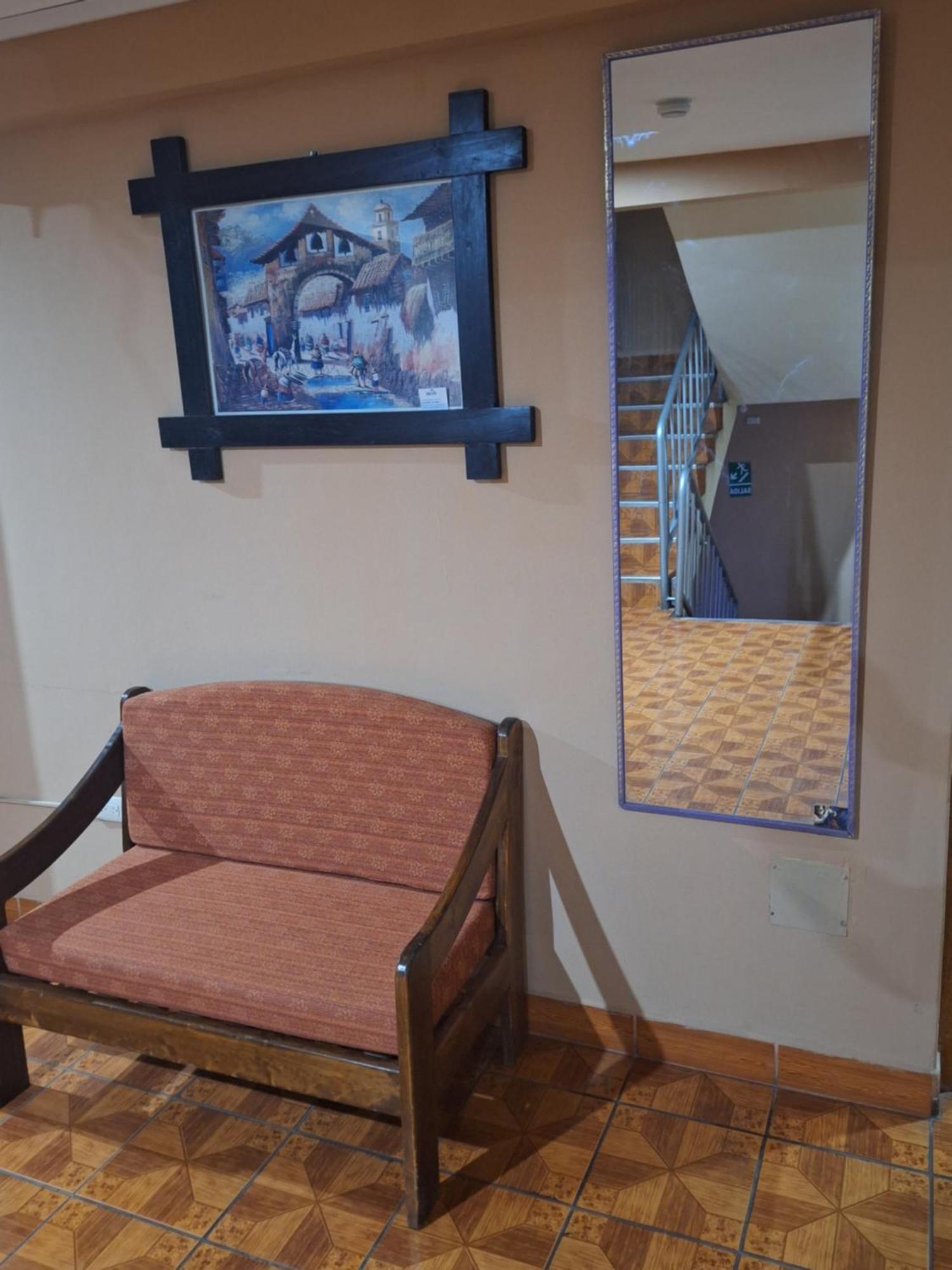 אורובמבה Chaska Valle Inn מראה חיצוני תמונה