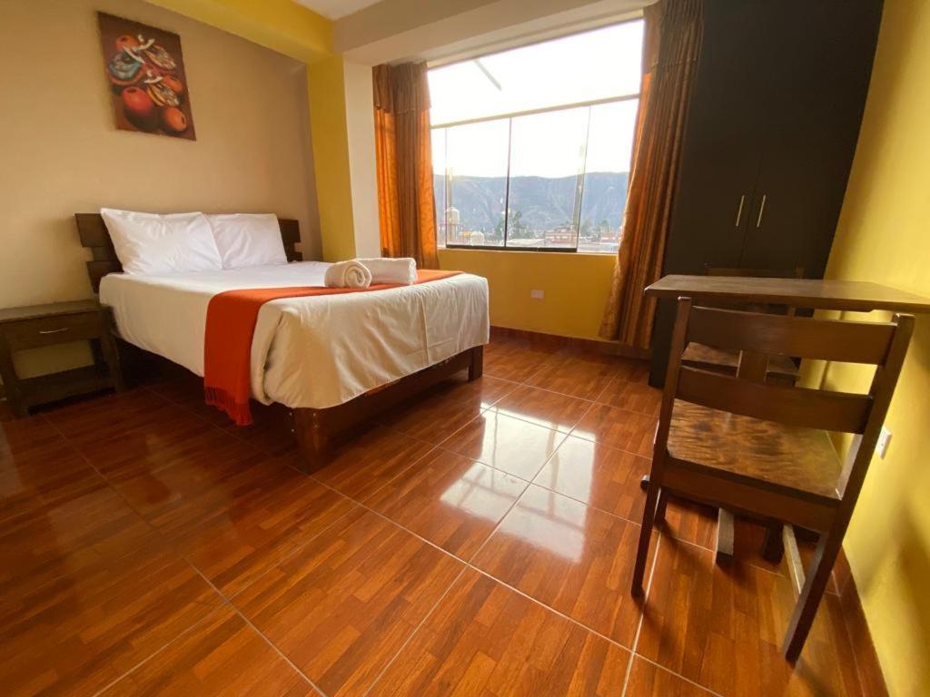 אורובמבה Chaska Valle Inn מראה חיצוני תמונה