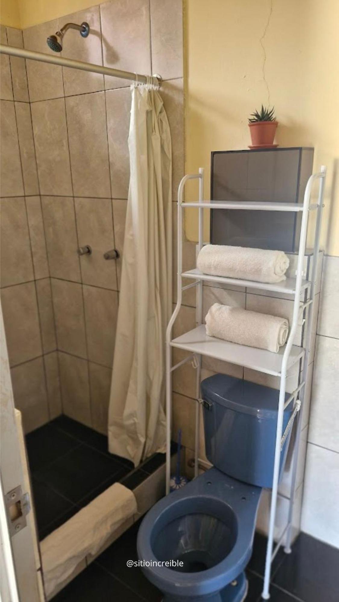 אורובמבה Chaska Valle Inn מראה חיצוני תמונה